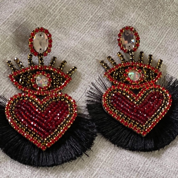 Bracelets - Picture 3 of 8